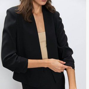 Aritzia Babaton Power Short Blazer in Black